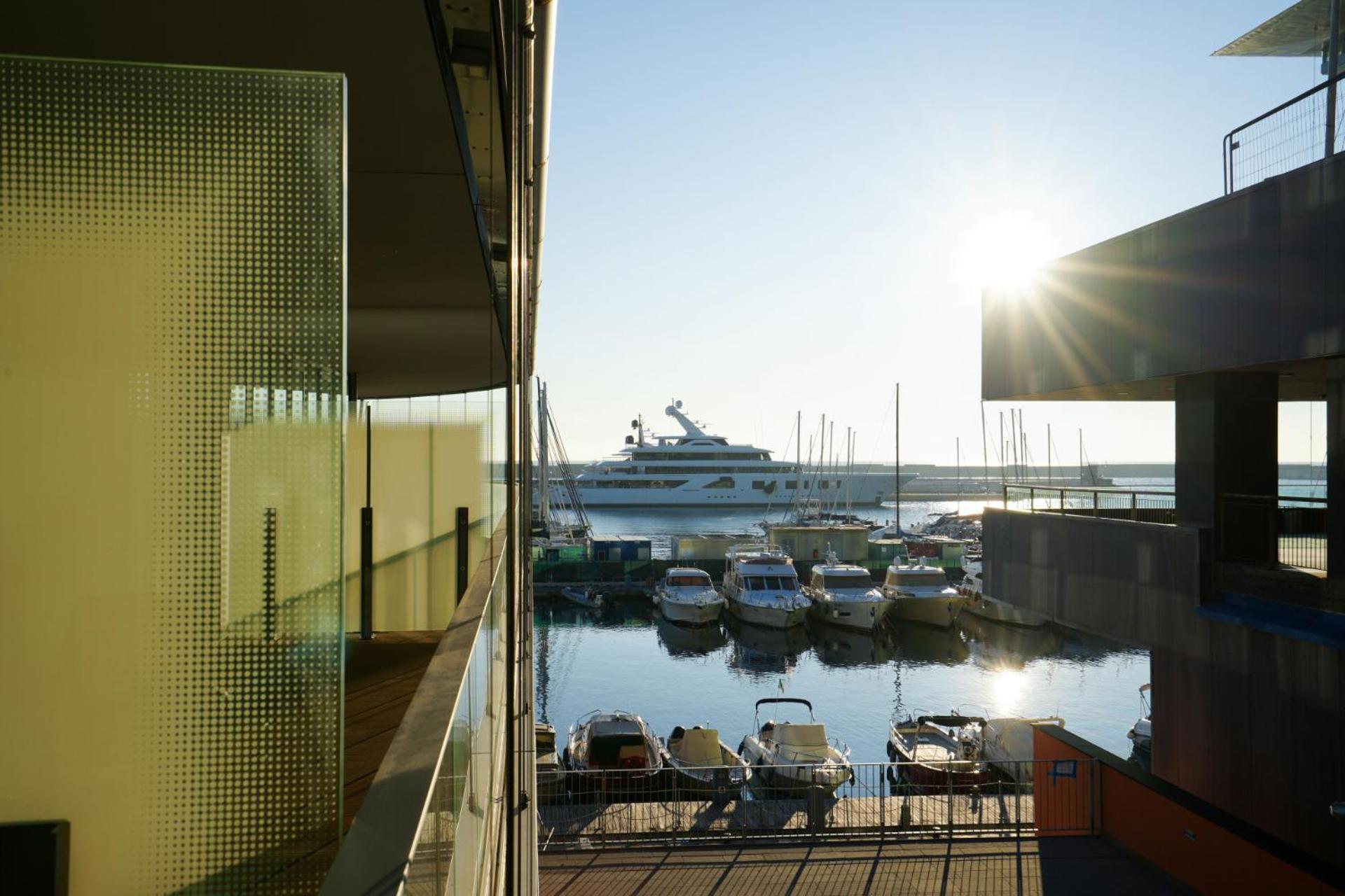 Easylife - Monolocale Con Vista Su Porto Di